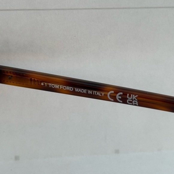 Tom Ford Tortoise Shell Aviator Sunglasses - Picture 3 of 3